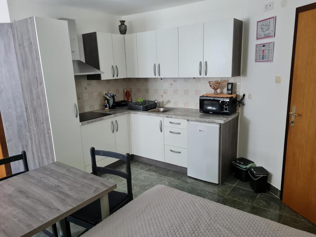 Apartma Jutersek 2+2 Libelice Exterior foto